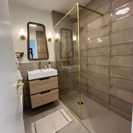 Regina Et Golf Vue 公寓 *